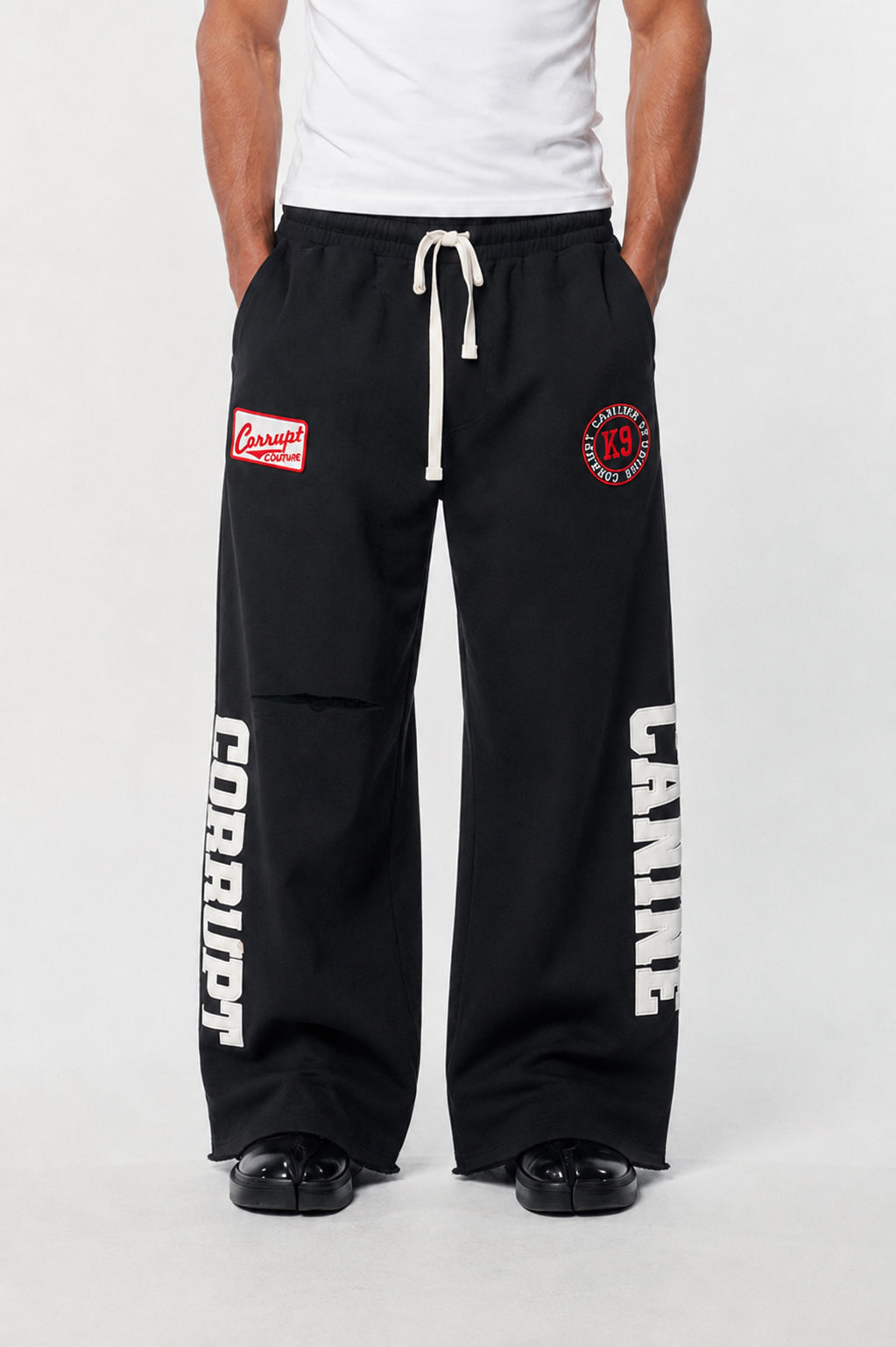 SWEATPANTS