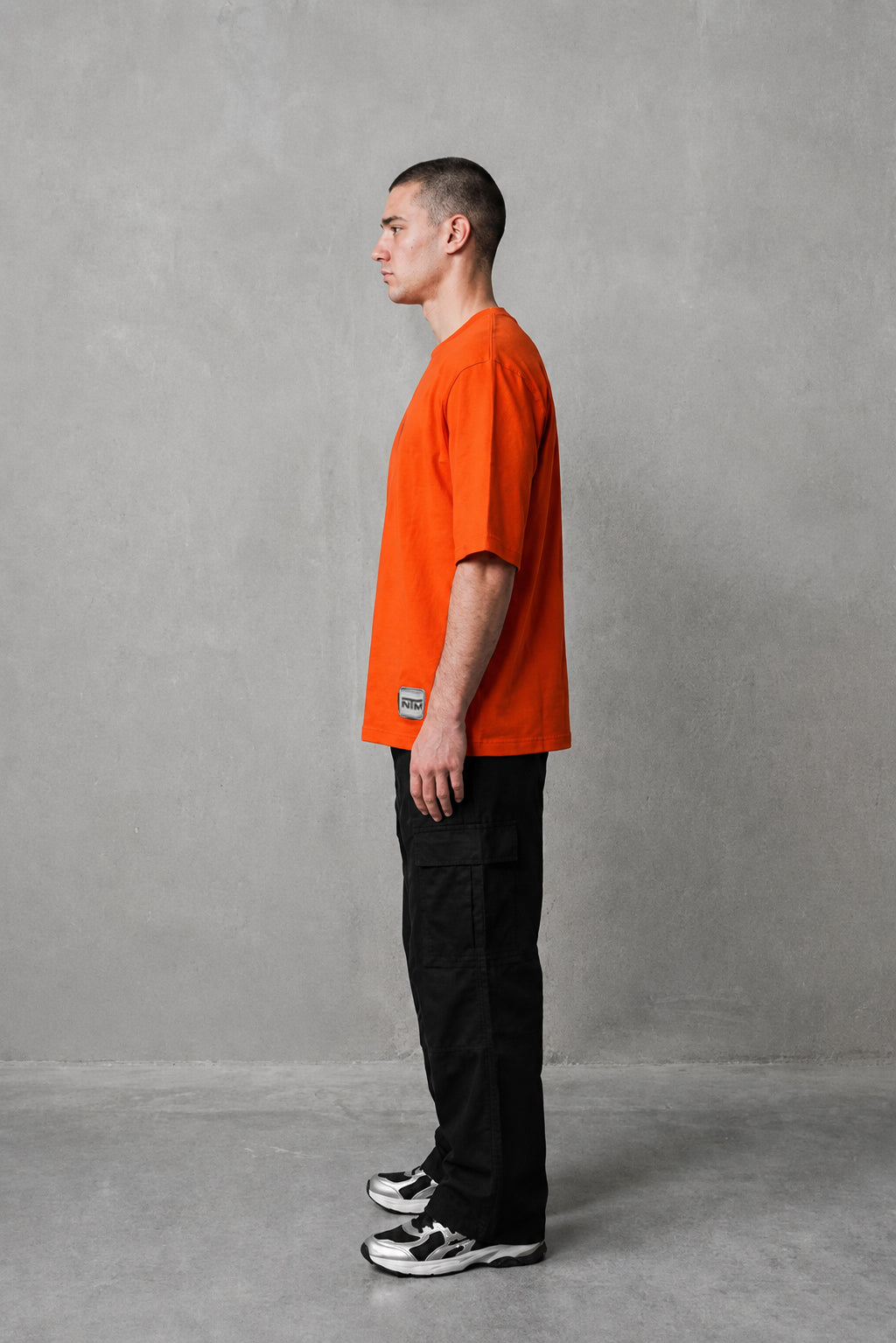 T-SHIRT