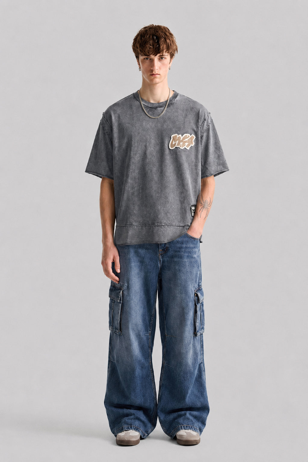 T-SHIRT